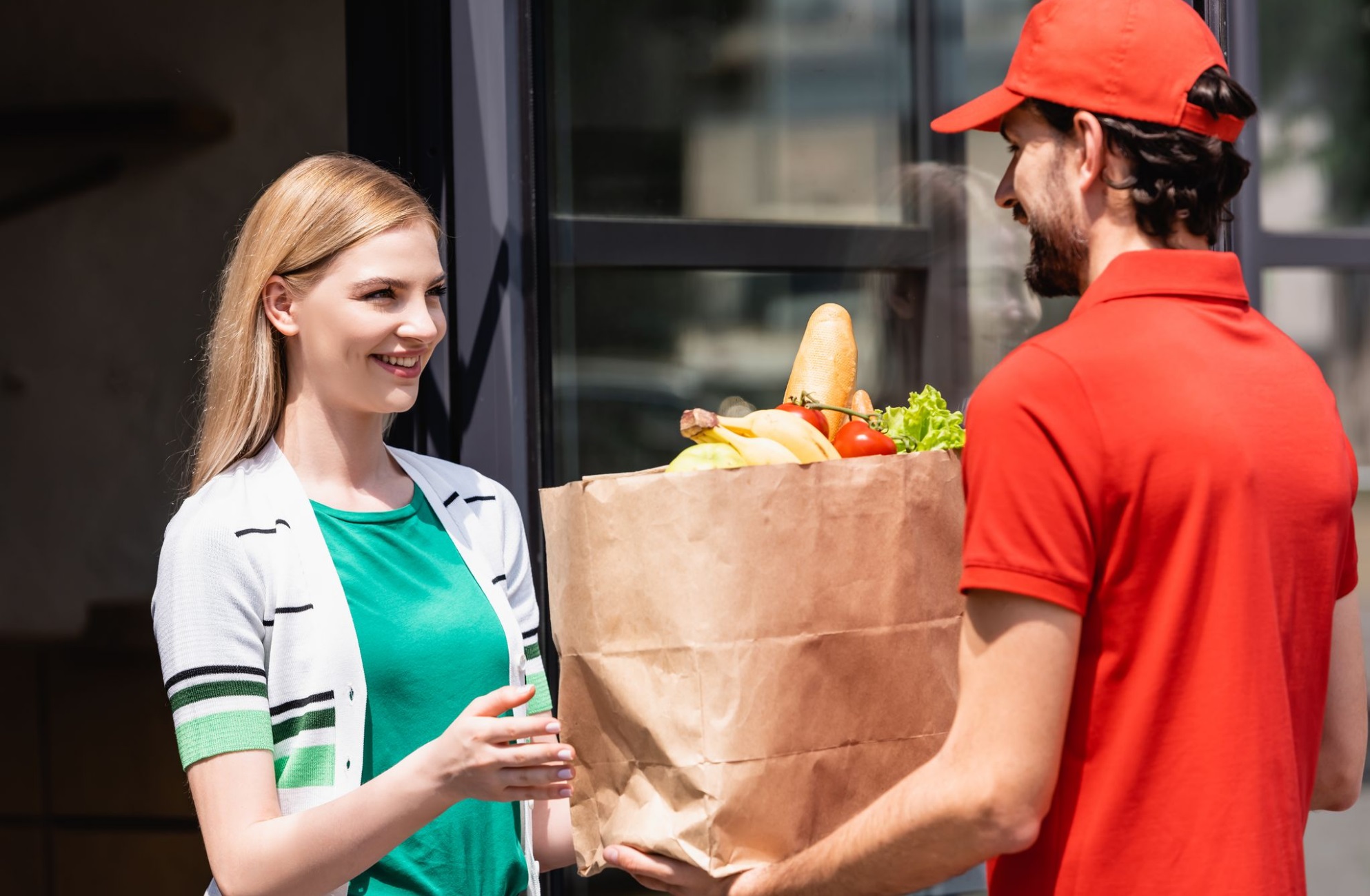 How to Start an Online Grocery Delivery Business: The Ultimate Guide 